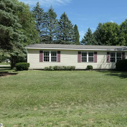 Buy this 3 bed house on 899 Pleasant in Mount Pleasant, MI 48858