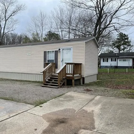 Buy this 1 bed house on 760 East Daniels Street in Piedmont, Wayne County