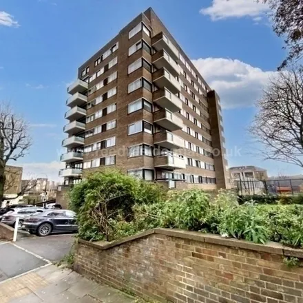Rent this 3 bed townhouse on 82 Loudoun Road in London, NW8 0NA