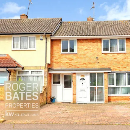 Buy this 3 bed townhouse on Church Road in Basildon, SS14 2PH