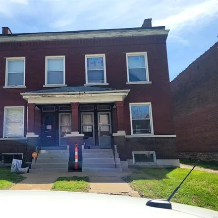 Buy this 4 bed house on 4244 Holly Avenue in St. Louis, MO 63115