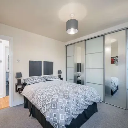 Rent this 2 bed apartment on Costcutter in Magdalen Street, Bermondsey Village