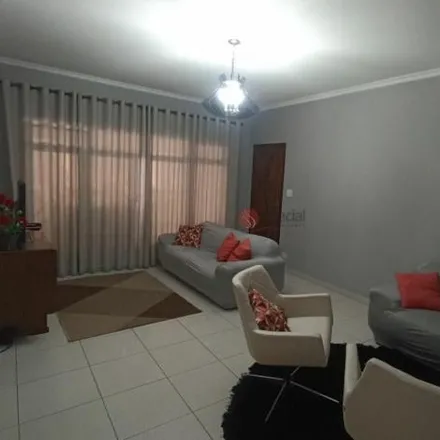 Buy this 2 bed house on Rua Pretória in Jardim Anália Franco, São Paulo - SP