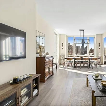 Image 8 - Bridge Tower Place, East 61st Street, New York, NY 10021, USA - Condo for sale