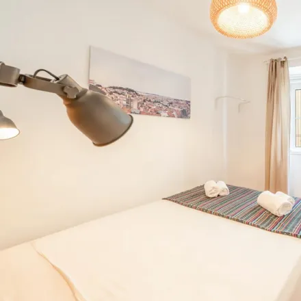 Rent this 1 bed apartment on Rua da Regueira 48 in 46, 1100-015 Lisbon