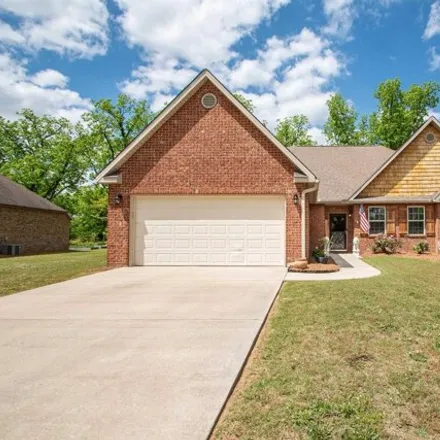 Buy this 3 bed house on 286 Parkview Grove in Perry, GA 31047