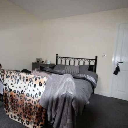 Image 6 - 148 Commonside, Sheffield, S10 1GD, United Kingdom - Apartment for rent
