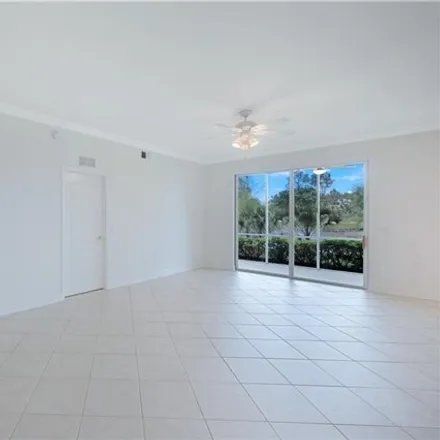 Image 3 - Cypress Woods Golf and Country Club, 3525 Northbrooke Drive, Naples, FL 34119, USA - Condo for sale