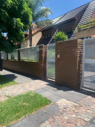 Buy this studio house on 737 - Boulevard General Don José de San Martín in Partido de Tres de Febrero, 1685 Ciudad Jardín Lomas del Palomar