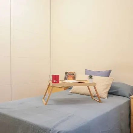 Rent this 2 bed apartment on Calle de Benito de Castro in 3, 28028 Madrid