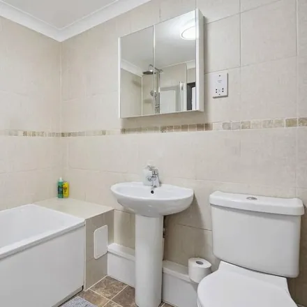 Image 3 - Woking, GU21 2DL, United Kingdom - Apartment for rent