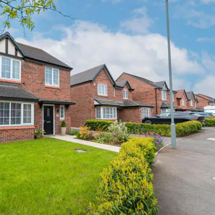 Buy this 4 bed house on Dam House Cresent in Knowsley, L36 9WE