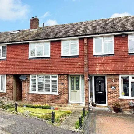 Buy this 3 bed townhouse on Laughton Road in Horsham, RH12 4EL