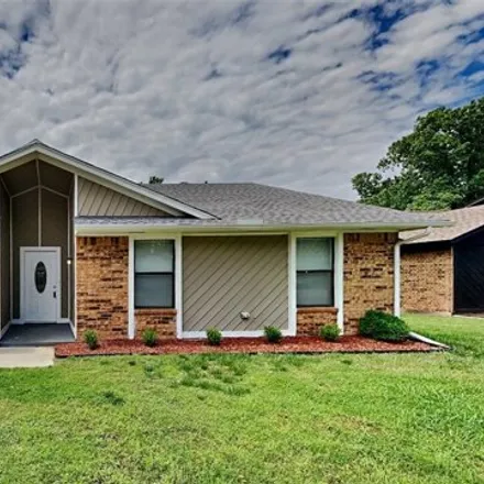 Rent this 3 bed house on 1429 South Aries Road in Edmond, OK 73003