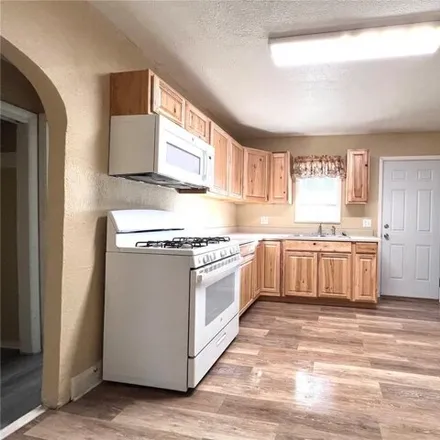 Image 8 - 398 West Summit Avenue, Pueblo, CO 81004, USA - Apartment for rent