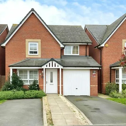 Buy this 3 bed house on Broomfield Crescent in Leicester, LE4 0EN