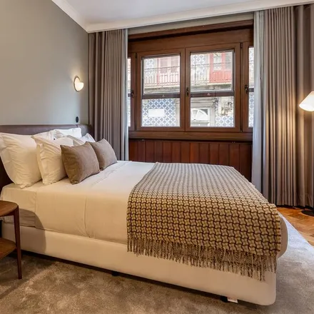 Rent this 4 bed apartment on 4000-247 Distrito de Leiria