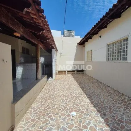 Image 2 - Ipiranga, Avenida Floriano Peixoto, Nossa Senhora Aparecida, Uberlândia - MG, 38400-704, Brazil - House for rent