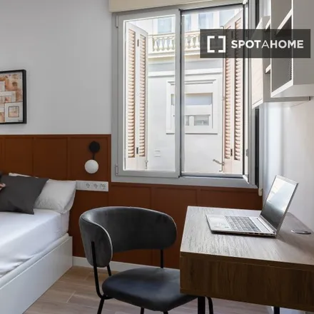 Rent this 8 bed room on Carrer de Muntaner in 464, 08001 Barcelona