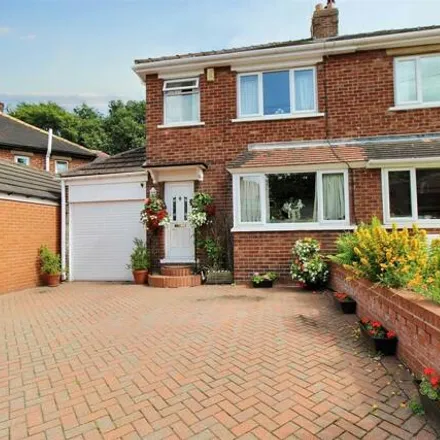 Buy this 3 bed duplex on Wood Walk in Wombwell, N/a