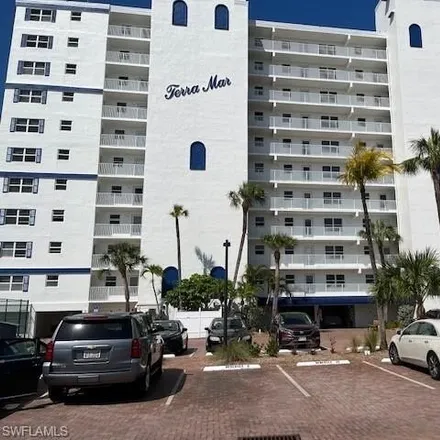 Buy this 2 bed condo on unnamed road in Fort Myers Beach, Lee County