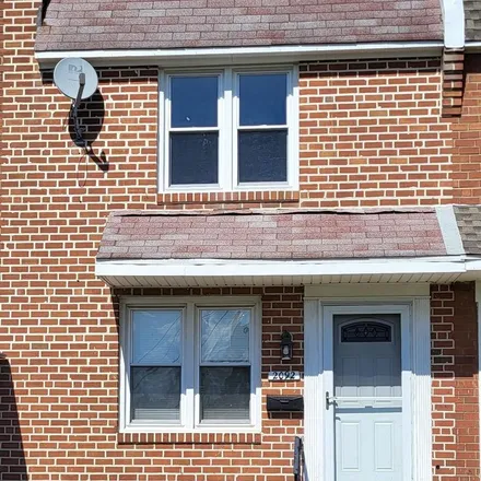 Rent this 3 bed apartment on 2096 Heather Road in Folcroft, Delaware County