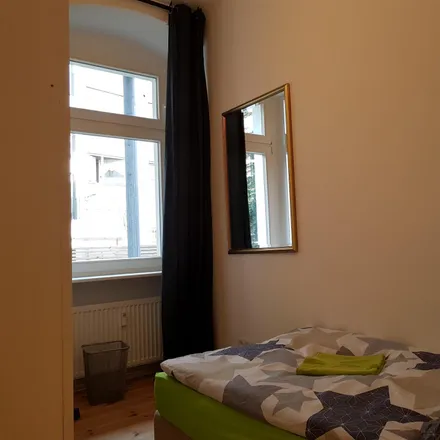 Rent this 3 bed room on Mehringdamm 70 in 10961 Berlin, Germany