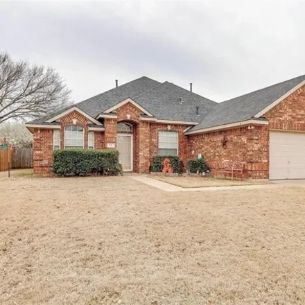 Buy this 3 bed house on 534 Deerwood Drive in Burleson, TX 76028