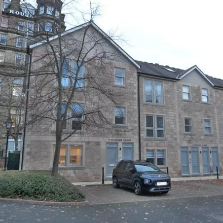 Rent this 2 bed room on 2-4 Windsor Court in Harrogate, HG1 2PE
