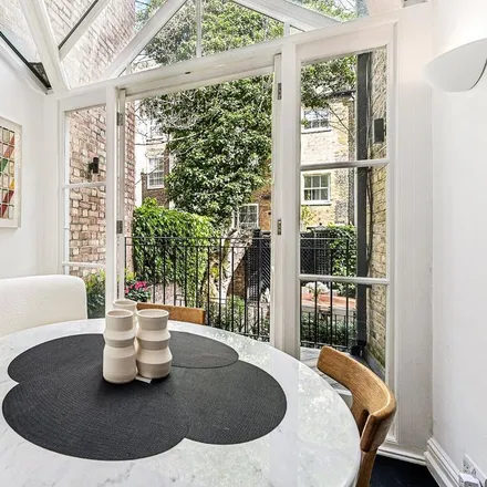 Image 4 - 6 Neville Street, London, SW7 3AR, United Kingdom - Townhouse for rent