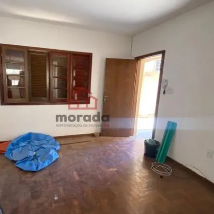Buy this 3 bed house on Rua Dona Augusta Nogueira in Cerqueira Lima, Itaúna - MG
