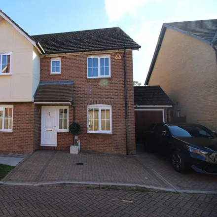 Rent this 4 bed house on Coulter Mews in Billericay, CM11 1LN