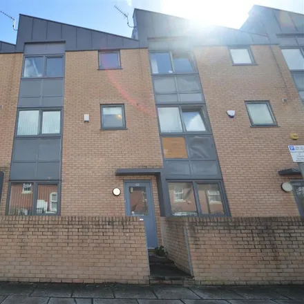 Image 1 - 51 Peregrine Street, Manchester, M15 5PZ, United Kingdom - Townhouse for rent