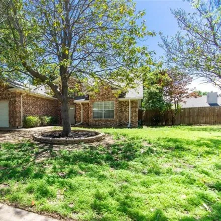 Buy this 3 bed house on 225 Dodge Trail in Keller, TX 76248