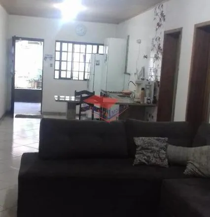 Buy this 4 bed house on Rua 43 in Timóteo - MG, 35180-060