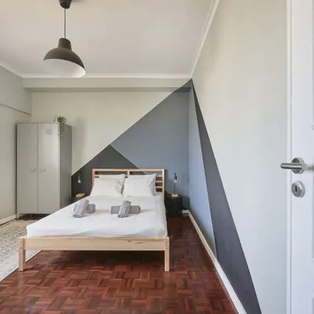 Rent this 9 bed apartment on Rocódromo do Areeiro in Rua João da Silva, 1900-271 Lisbon