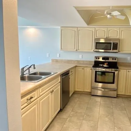 Image 5 - 129 Lagoon Court, New Smyrna Beach, FL 32169, USA - Townhouse for sale