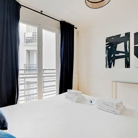 Rent this 2 bed apartment on 39 Rue Le Marois in 75016 Paris, France