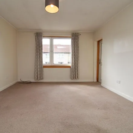 Image 3 - Chamberlain Road, Low Knightswood, Glasgow, G13 1RT, United Kingdom - Apartment for rent