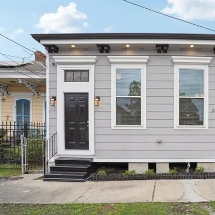 Buy this 3 bed house on 2105 Second Street in New Orleans, LA 70113