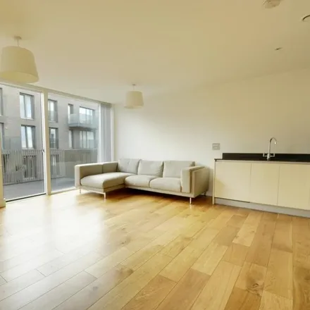 Rent this 1 bed apartment on Halyards Court (24-45) in Durham Wharf Drive, London