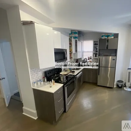 Rent this 1 bed apartment on 11 Queensberry St