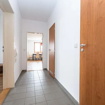 Rent this 4 bed apartment on Květiny Chanel in Sluneční náměstí, 158 00 Prague