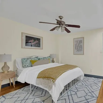 Image 1 - New York, NY - Townhouse for rent