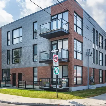 Rent this 2 bed apartment on 5475 Avenue Saint-Ignatius in Montreal, QC H4V 1H6