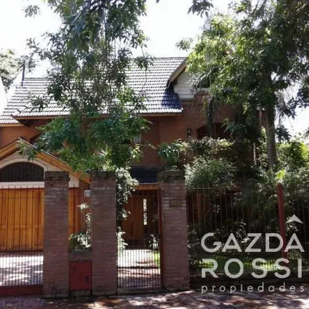 Image 2 - Conscripto Bernardi 137, Adrogué, Argentina - House for sale