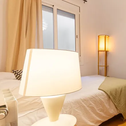 Rent this 5 bed room on Avinguda de Josep Tarradellas in 66-68-70-72, 08029 Barcelona