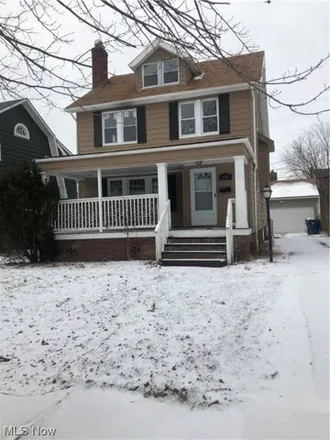 Rent this 4 bed house on 3413 Henderson Road in Cleveland Heights, OH 44112