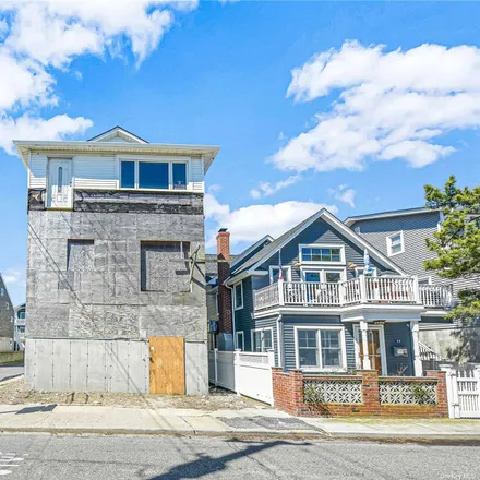 Buy this 4 bed house on 23 New Hampshire Street in City of Long Beach, NY 11561