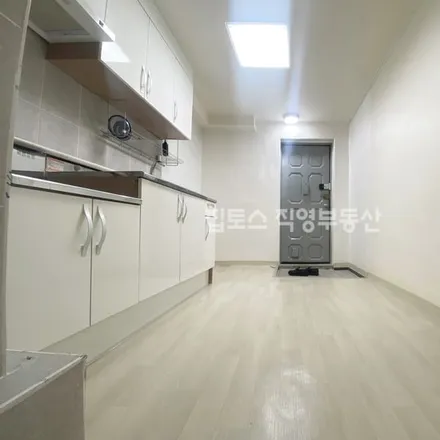 Image 3 - 서울특별시 마포구 망원동 394-123 - Apartment for rent